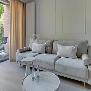  Apartament Premiem Cube In Center By Lion
